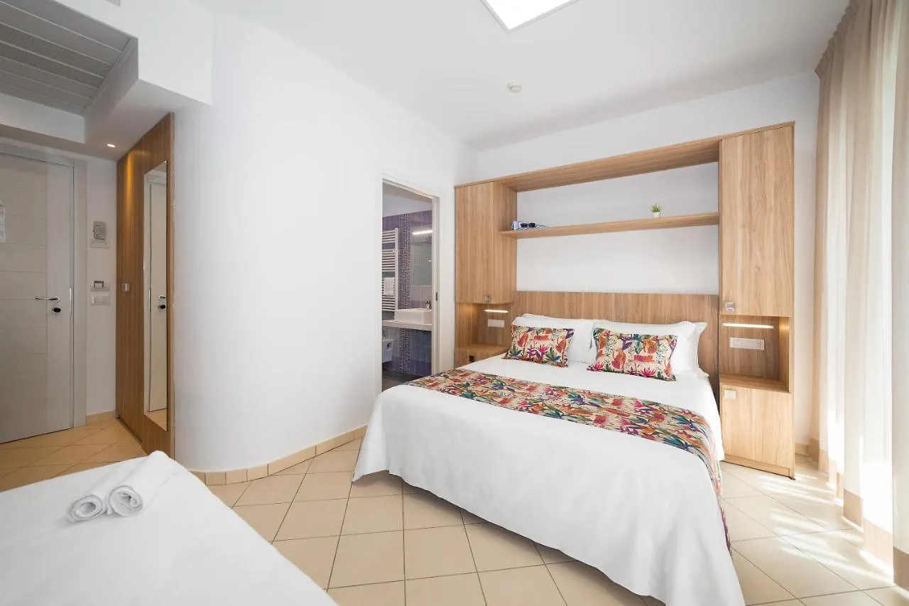 Hotel Amalfi - Smart Hotel Riccione 3*,