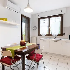 Nova Comfortable With Terrace Appartamento
