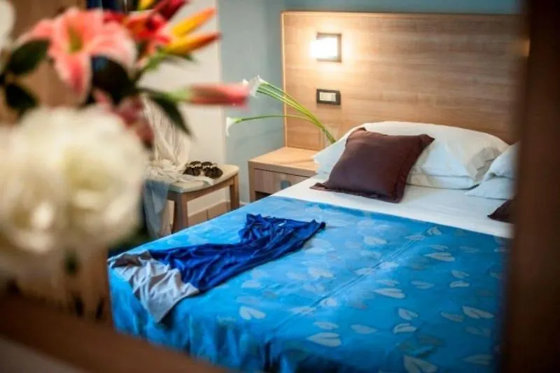 Hotel Amalfi - Smart Hotel Riccione 3*,
